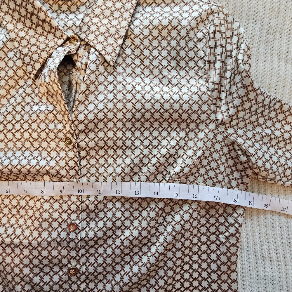 Vintage Gili Button Up Shirt - Picture 7 of 7